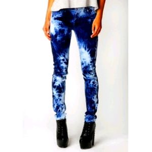 New York & Company Tye Dye Curcy Skinny Jean